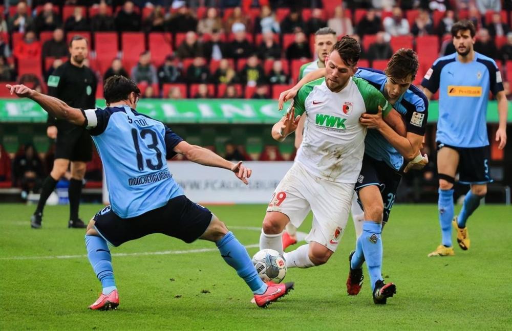  沃尔夫斯堡客场逼平斯图加特守住中游位置