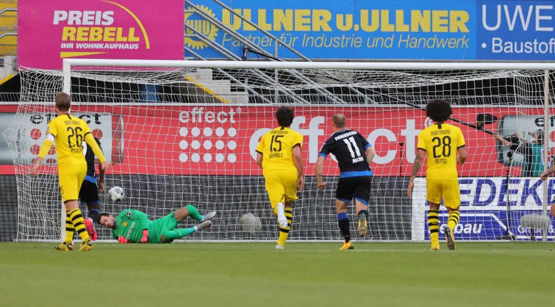  纽卡斯尔联主场遭遇平局，埃迪豪不满防线表现