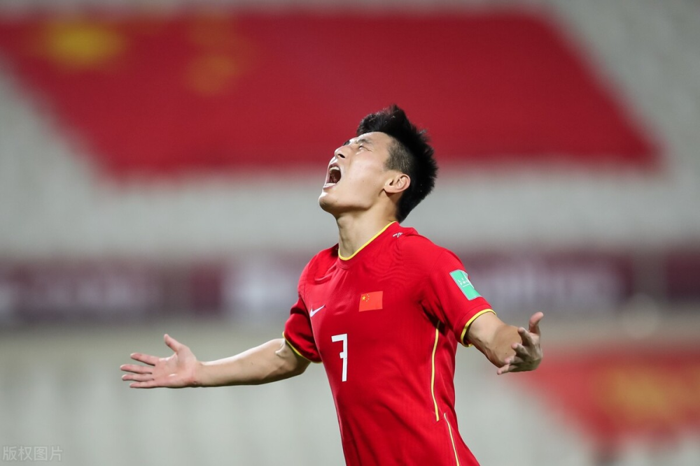 阿森纳青年军发威,四球横扫副班长谢菲联