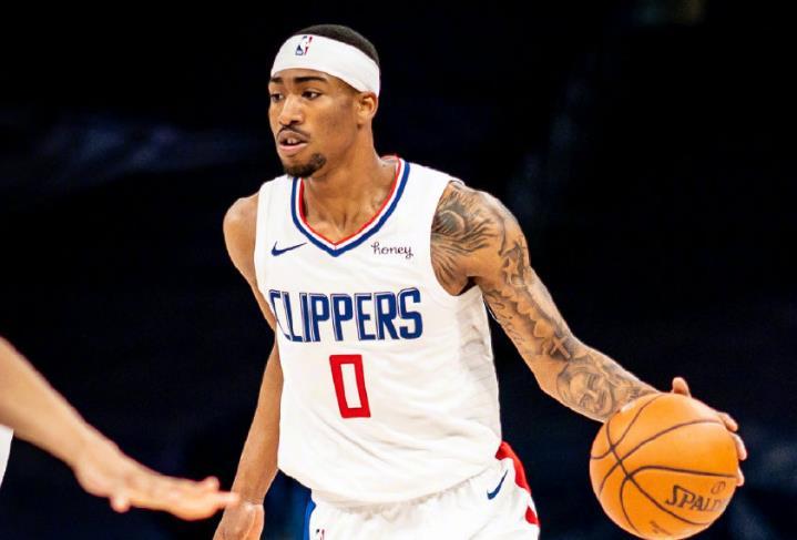 德甲升降级附加赛悬念重重引人关注